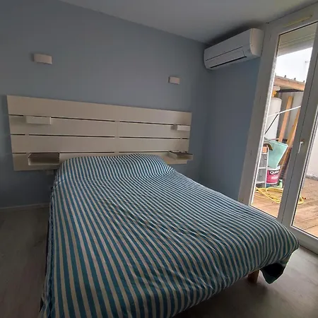 Villa De Plain Pied Rénovée à 150m De La Plage, Climatisée Et Avec Wifi - Fr-1-776-3